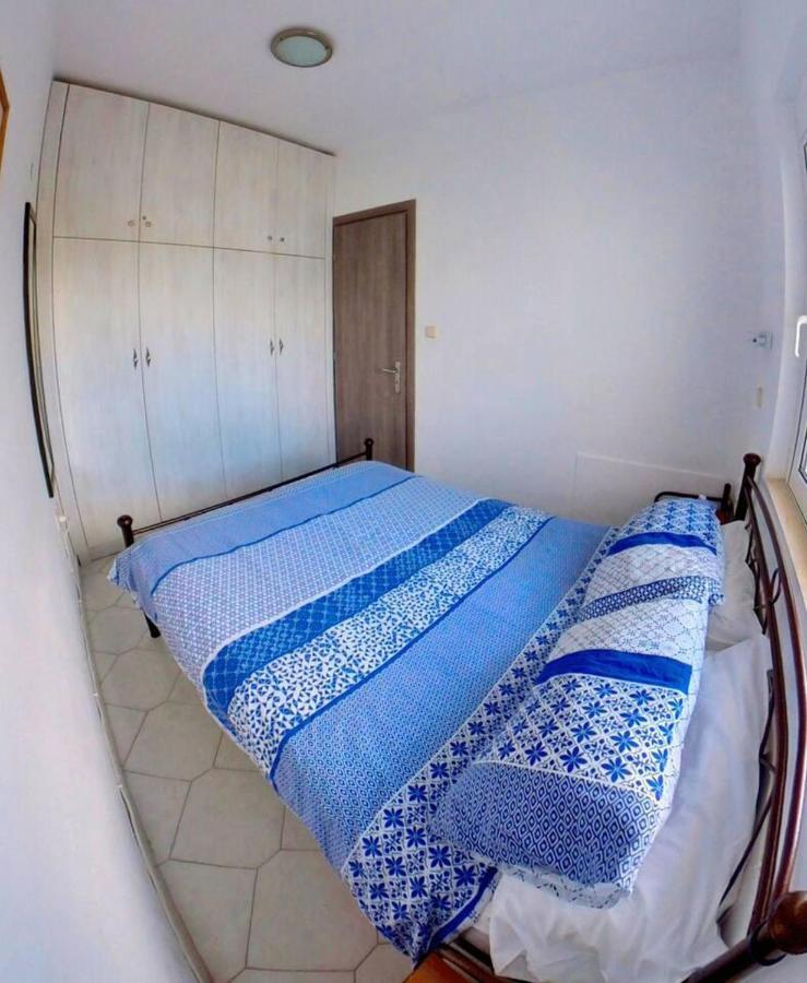 Deluxe Apartment- Sleeps 2 & Private Terrace Leilighet Haraki