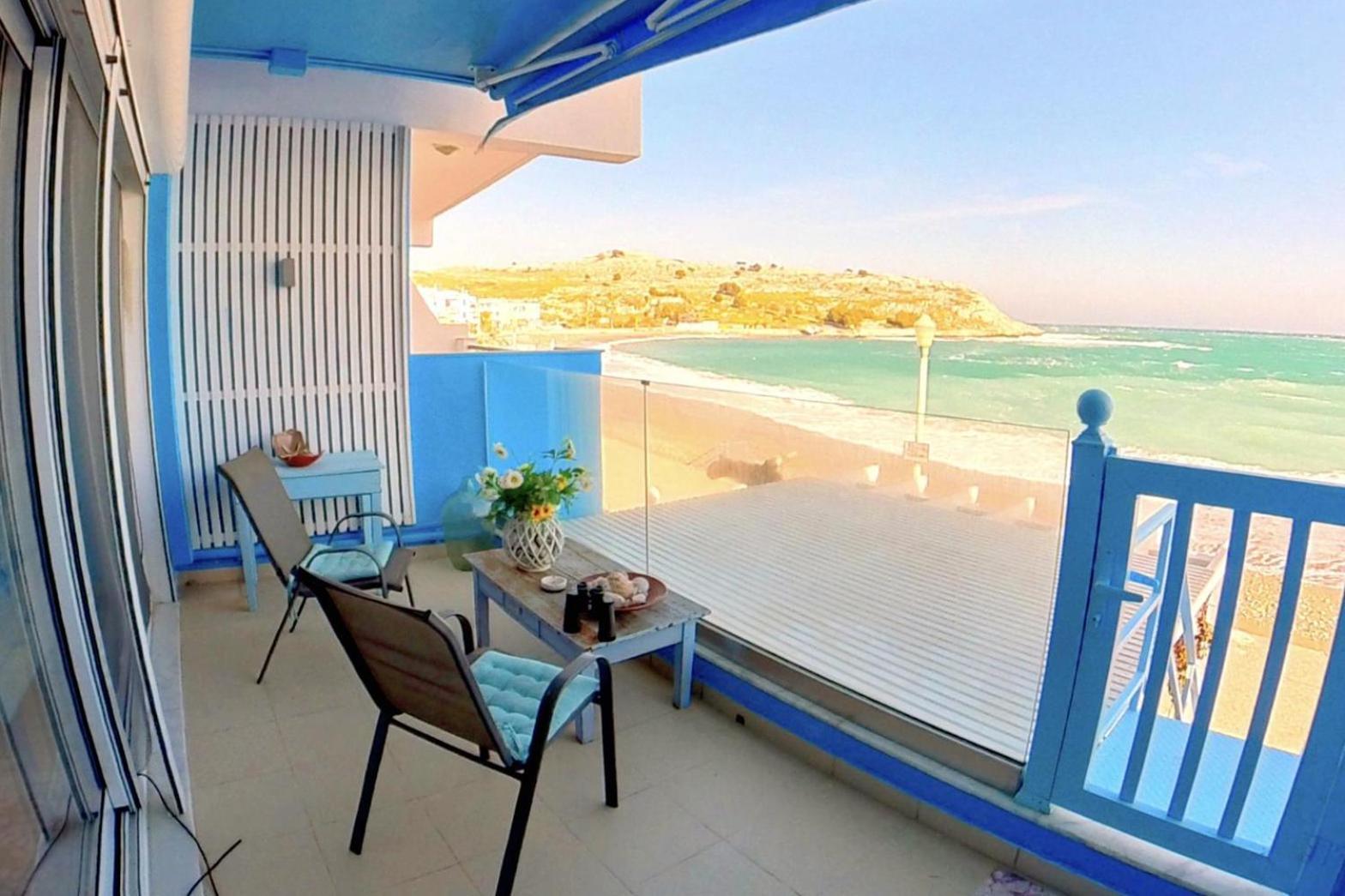 Leilighet Deluxe Apartment- Sleeps 2 & Private Terrace Haraki